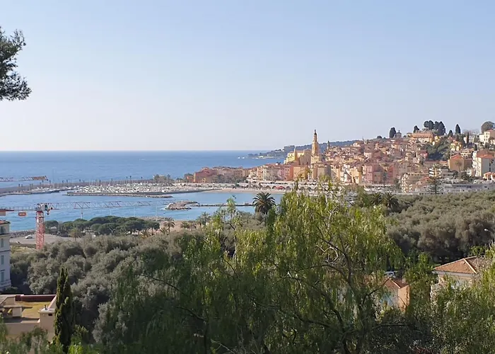 Studio Menton Garavan Avec Piscine A Proximite Italie Et Monaco