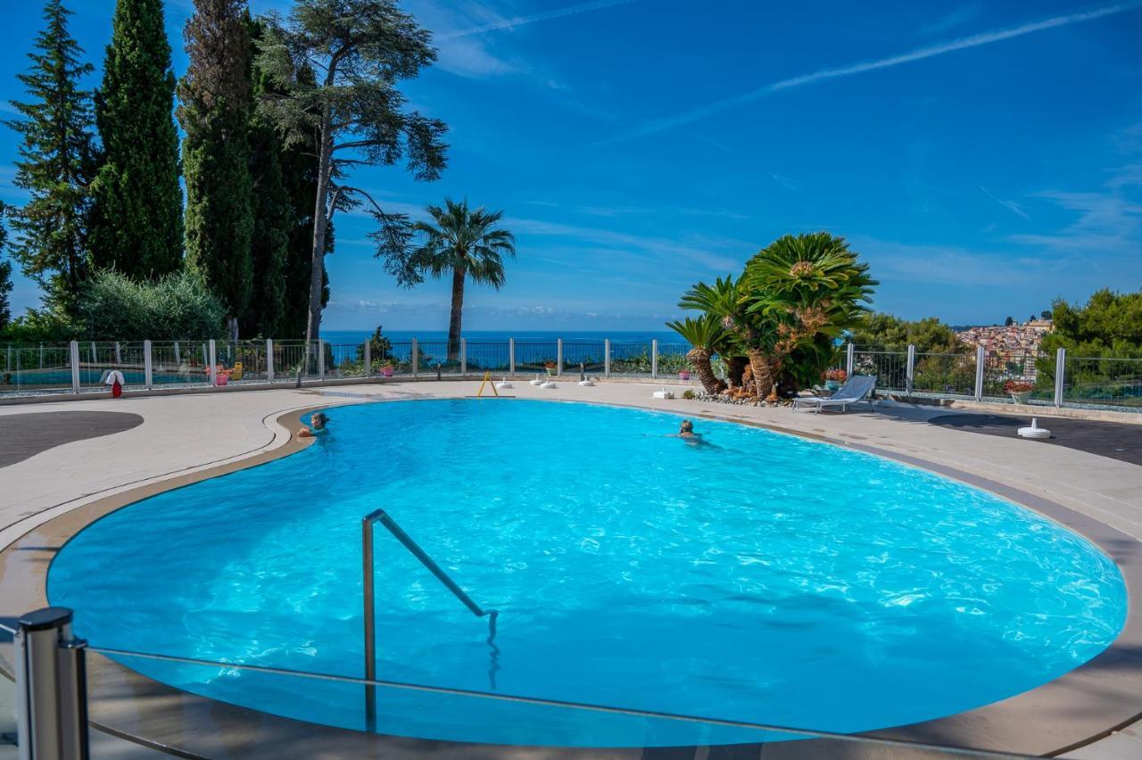 Garavan Avec Piscine A Proximite Italie Et Monaco *